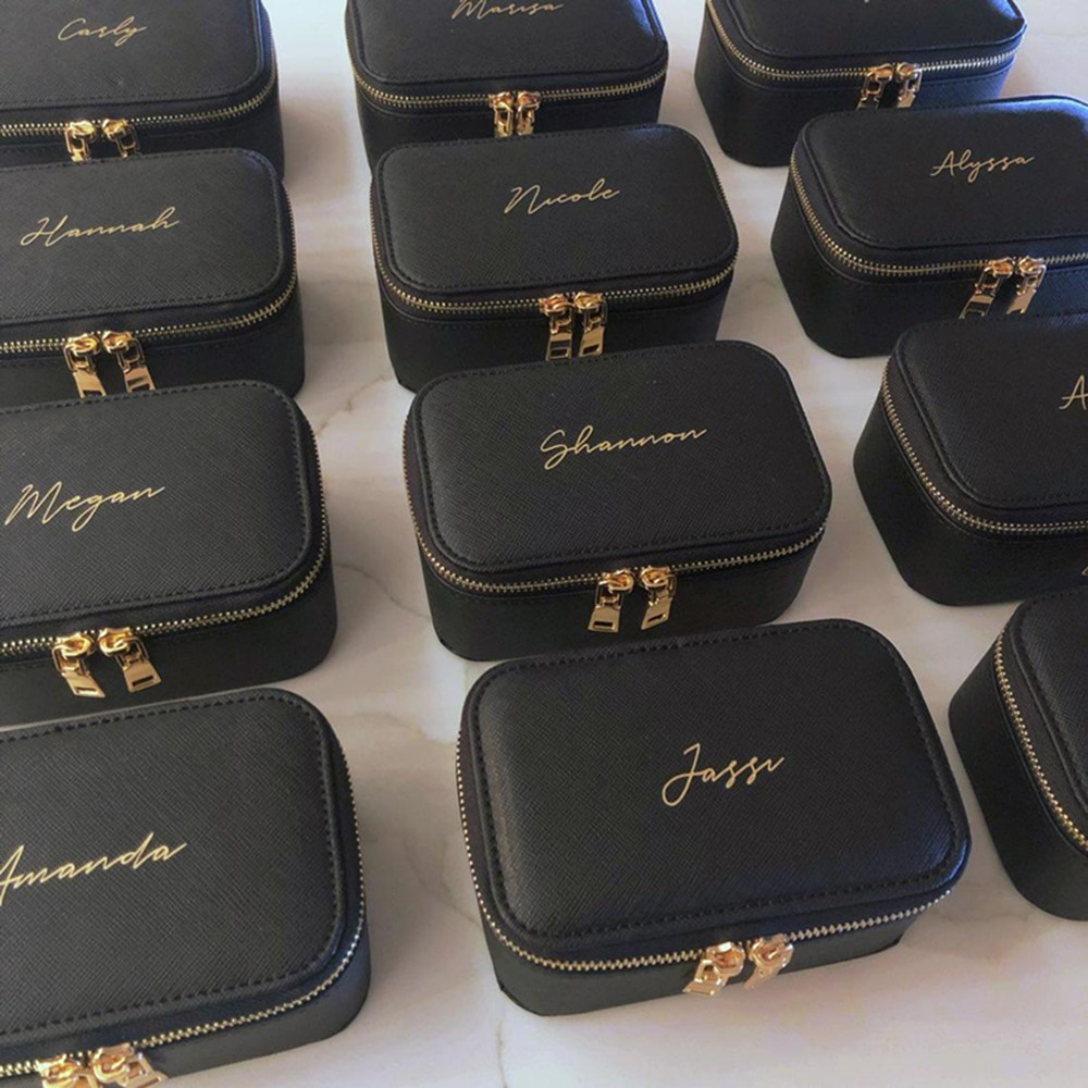 Travel Jewellery & Accessories Organiser - กล่องใส่เครื่องประดับส่วนบุคคลพร้อมกระเป๋าเดินทางชื่อสําหรับใส่เครื่องประดับและเครื่องประดับ - ของขวัญเหนือกาลเวลาสําหรับเธอสําหรับวันหยุดสุดสัปดาห์
