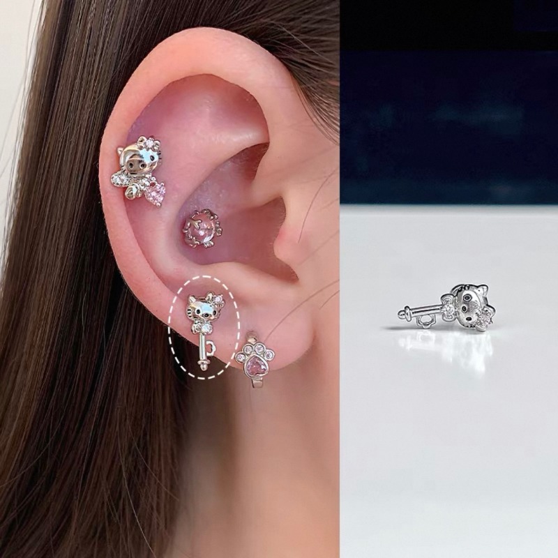 คาวาอิ เฮลโล คิตตี้ ของตกแต่งน - Travel Accessories Gifts For Women บทวิจารณ์และราคา